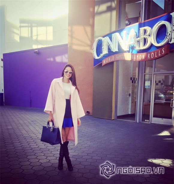 Phạm Hương khoe style cực chất tại trời Tây 3