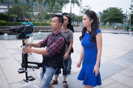 Thu Minh thon gọn hơn sau 7 tháng sinh con đầu lòng