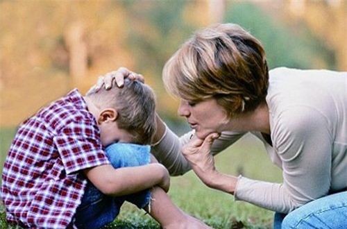 Hình ảnh Cậu bé bị mắng