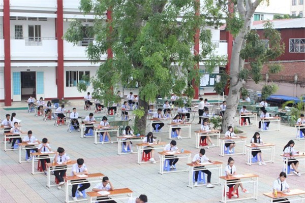 thi ngoài trời, gian lận thi cử, THPT An Dương Vương