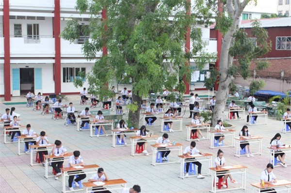 thi ngoài trời, gian lận thi cử, THPT An Dương Vương