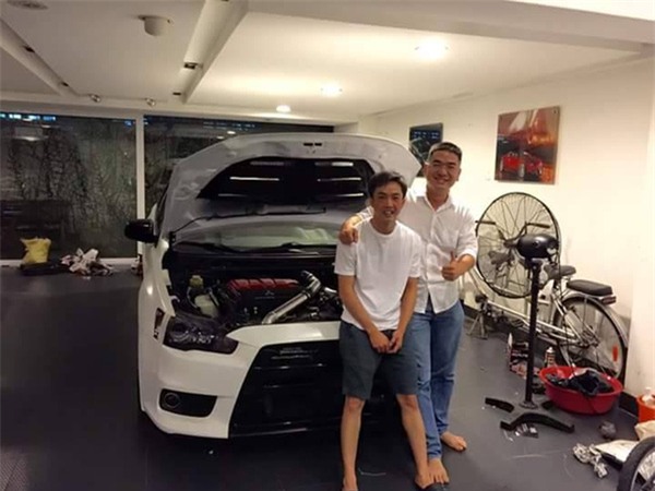 Xem tất tần tật garage "khủng" với toàn siêu xe của Cường Đô la - Ảnh 2.