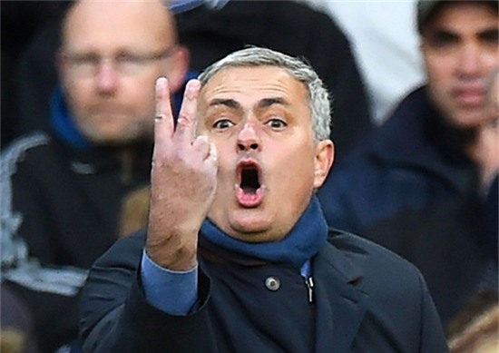 nhung-khoanh-khac-bong-da-hai-nhat-2015-9