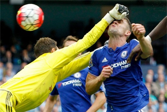 nhung-khoanh-khac-bong-da-hai-nhat-2015-7