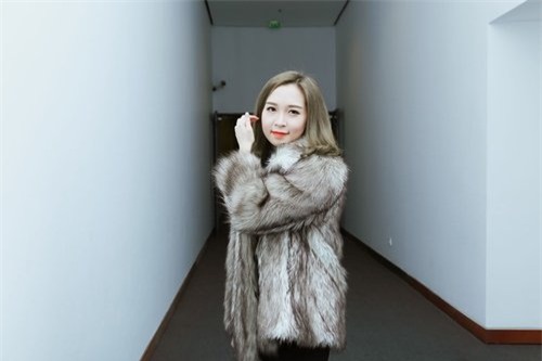 con gai xuan hinh xinh dep va sanh dieu nhu hot girl hinh anh 5