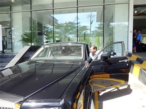 Đại gia, Lê Ân, Rolls Royce, Sài Gòn, lão đại gia, Vũng Tàu, Đại-gia, Lê-Ân, Rolls-Royce, Sài-Gòn, lão-đại-gia, Vũng-Tàu,