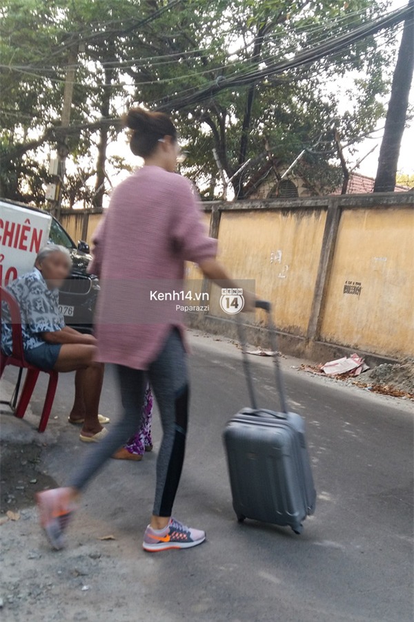 Sau hào quang của Hoa hậu, Phạm Hương vẫn là cô gái giản dị ở đời thường - Ảnh 8.