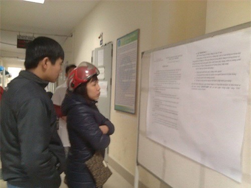 Phụ huynh chia sẻ kinh nghiệm đăng ký vắc xin qua mạng - 1