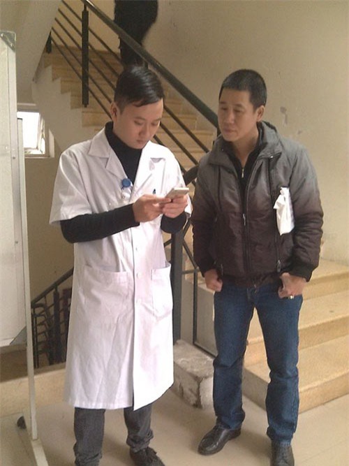 Phụ huynh chia sẻ kinh nghiệm đăng ký vắc xin qua mạng - 2