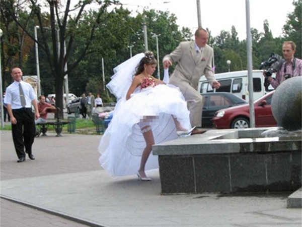 15 bức ảnh cưới khiến Thượng đế cũng phải cười