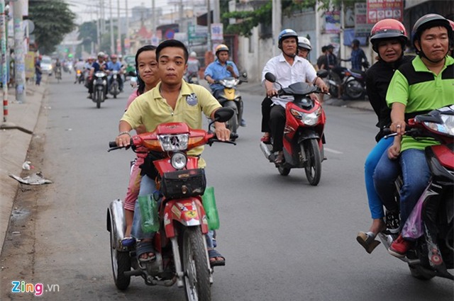 Tình yêu trở ngại của cặp vợ chồng cao 1,1 mét