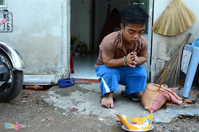 Tình yêu trở ngại của cặp vợ chồng cao 1,1 mét