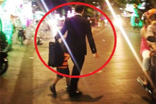 cach ong bo tre day con trai tu lap gay xuc dong manh - 2