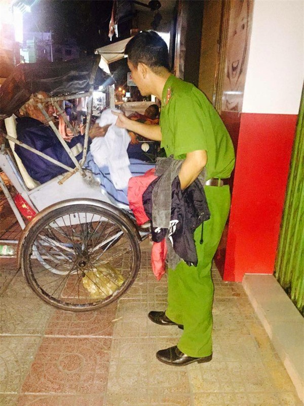 Hình ảnh đẹp về chú công an