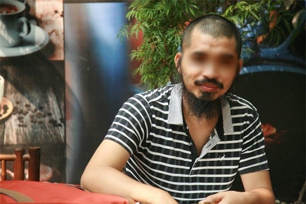 Những chuyện thị phi tố cáo,