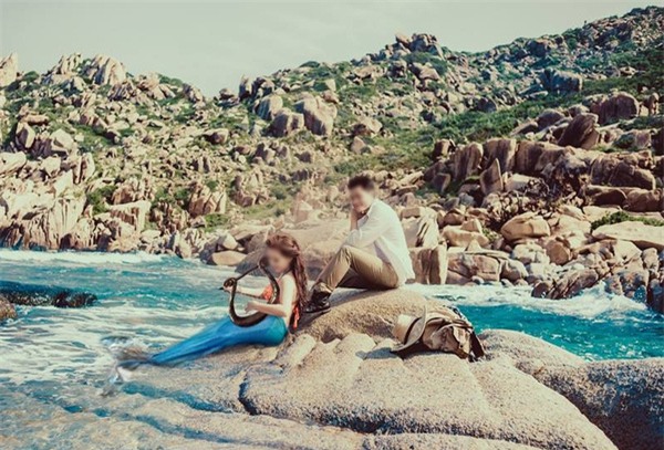 Những chuyện thị phi tố cáo,