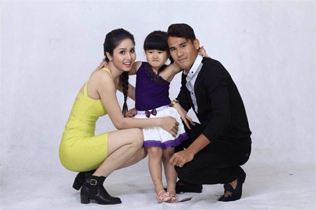 bóng đá Việt Nam, Mạc Hồng Quân, Công Phượng, Công Vinh, chuyện tình bóng đá Việt, Thanh Bình, Thảo Trang