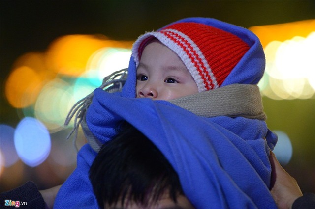 Người dân cả nước hân hoan đón năm mới