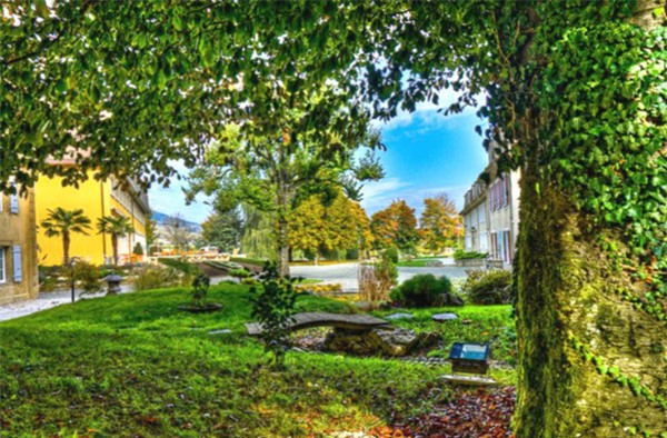 Ngôi trường xa hoa nhất thế giới sang trọng như thế nào