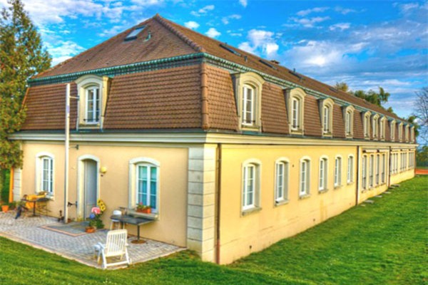 Ngôi trường xa hoa nhất thế giới sang trọng như thế nào