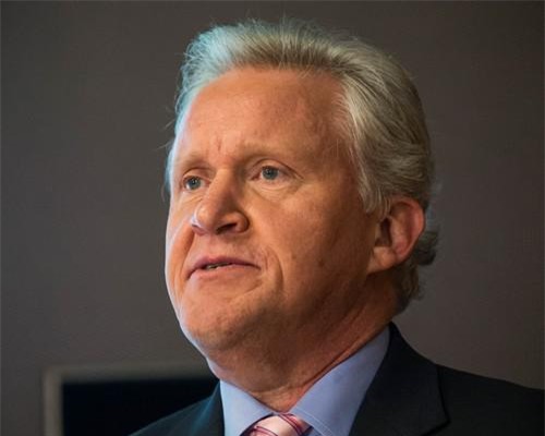 người thành công, đọc sách, người giàu, triệu phú, tỷ phú, thành công