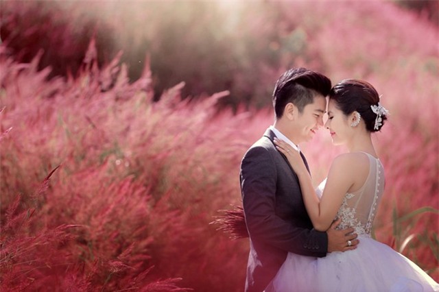 Vợ chồng Vân Trang chụp ảnh cưới lãng mạn