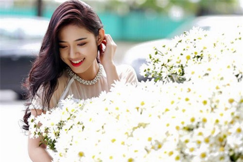 dàn mỹ nũ tuyẹt sác tung “qua tay” mac hong quan hinh anh 5