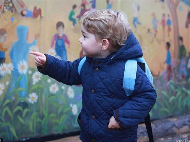 anh hoang tu be nuoc anh di nha tre