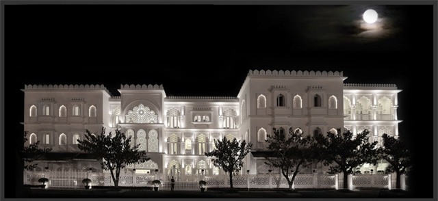 đại gia, khải silk, bỏ nhạc viện, kinh doanh, ,buôn lụa, xây lâu đài,  đại-gia, khải-silk, bỏ-nhạc-viện, kinh-doanh, buôn-lụa, xây-lâu-đài