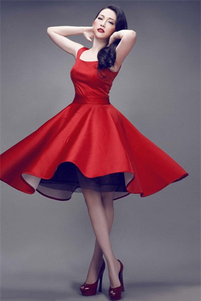 mac vay xoe phong khong bi 