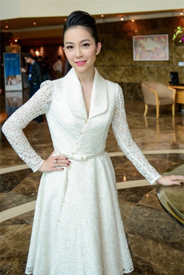 mac vay xoe phong khong bi