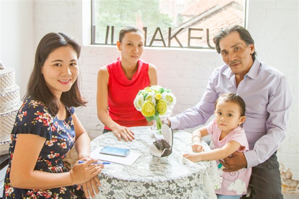 Thương Tín, hồi ký Thương Tín, Thương Tín - một đời giông bão, NSƯT, NSND