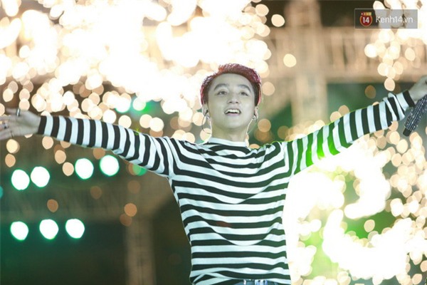 Sơn Tùng M-TP nhảy tưng tưng như đứa trẻ sau khi song ca với Thu Phương - Ảnh 28.