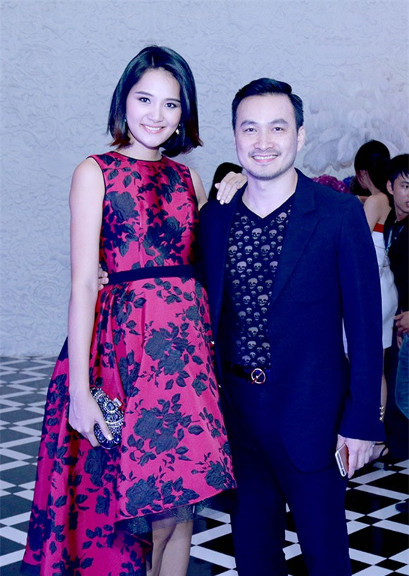 Hoa hậu Hương Giang Diễm Hương kẻ chín lạng người nửa cân 9