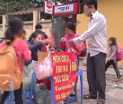 phu huynh dang tu tay minh “mua” benh ung thu cho con - 2