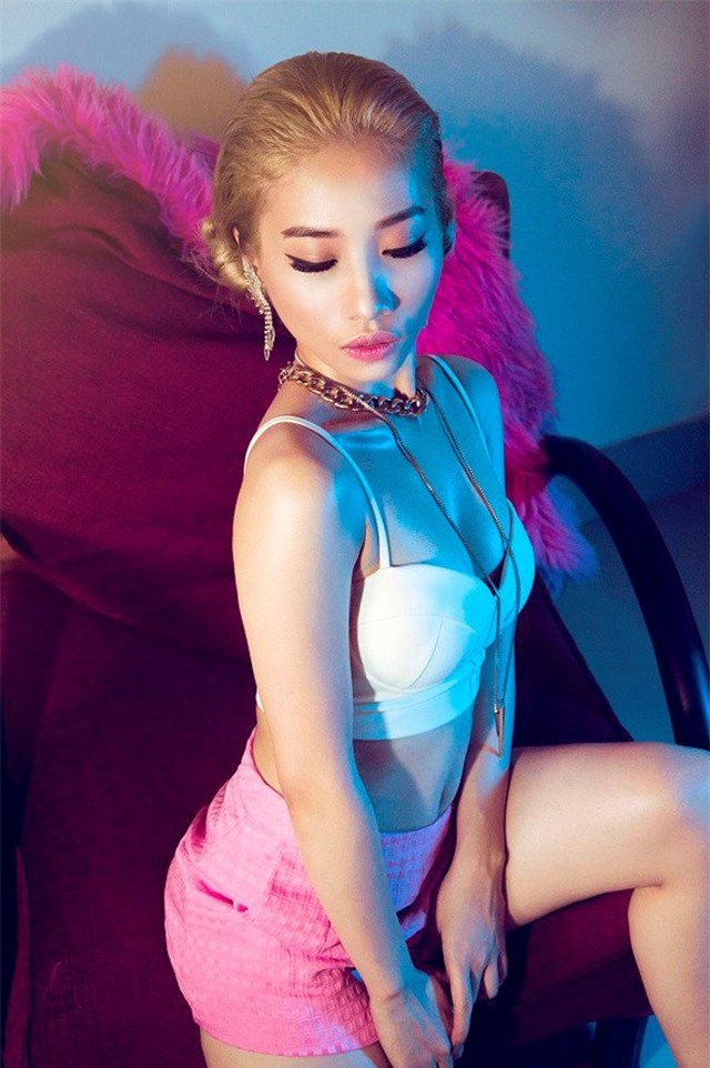 ngam duong cong sexy cua dan ca si the remix 2016 hinh anh 10