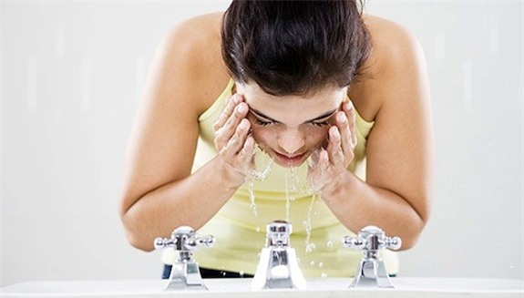 Những sai lầm khi rửa mặt
