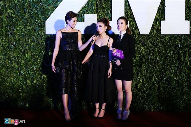 Sao Việt tấp nập trên thảm đỏ Zing Music Awards