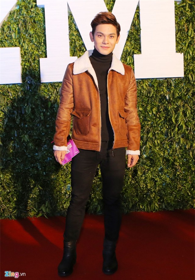 Sao Việt tấp nập trên thảm đỏ Zing Music Awards