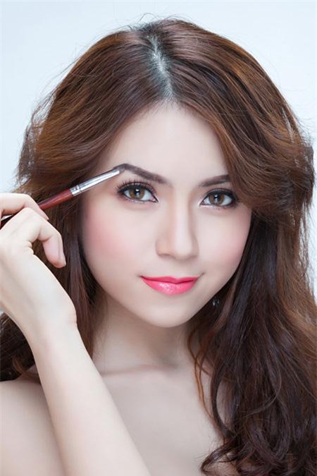 Chon long may phu hop cho 5 kieu khuon mat