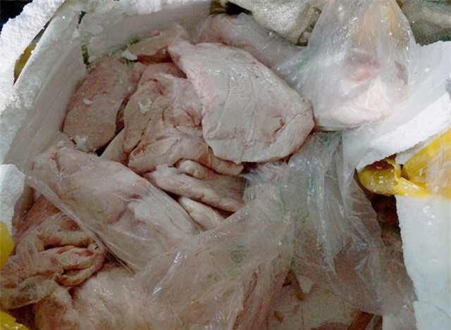 Một tháng, 4 tấn nầm heo TQ nhúng hóa chất đổ về TP HCM