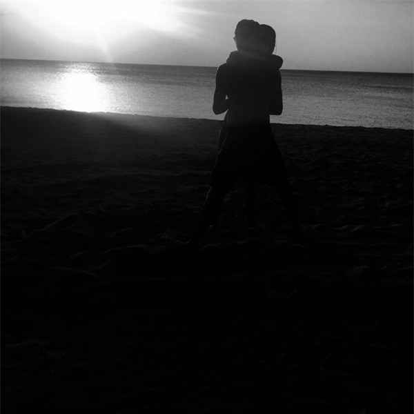 3 cô bạn gái tin đồn đẹp hớp hồn của Brooklyn Beckham - Ảnh 1.