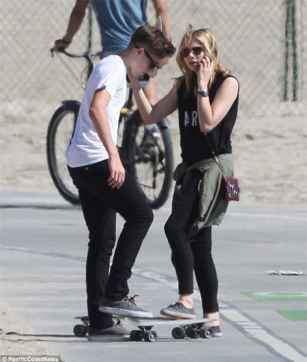 3 cô bạn gái tin đồn đẹp hớp hồn của Brooklyn Beckham - Ảnh 7.