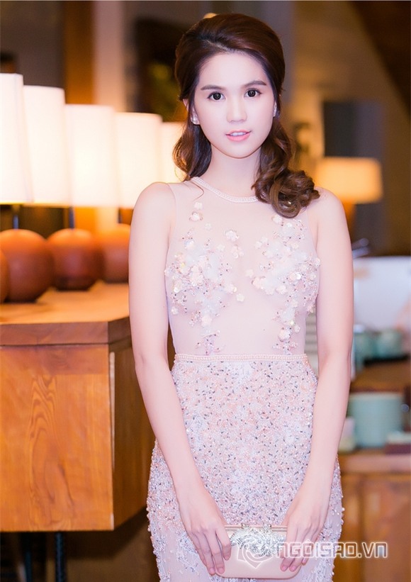 Ngọc Trinh khoe số đo hoàn hảo 6