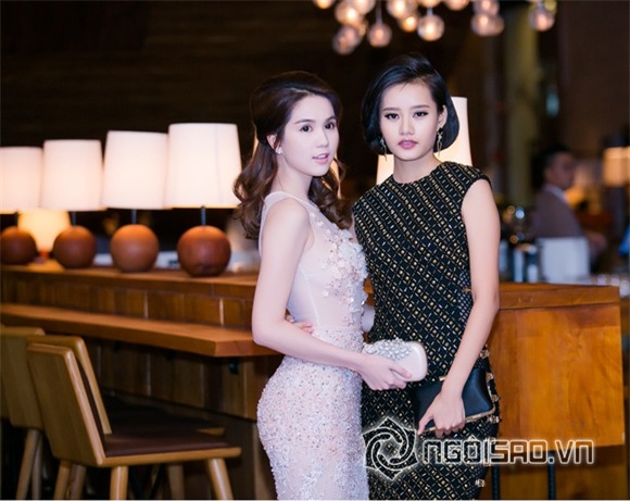 Ngọc Trinh khoe số đo hoàn hảo 0