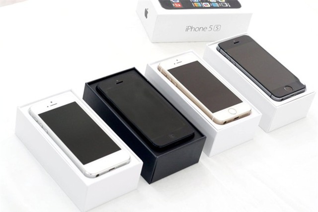 Nhiều rủi ro khi mua iPhone chơi Tết