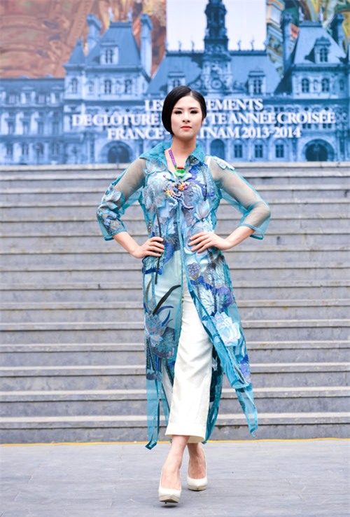 hoa hau ngoc han dep nhat khi mac ao dai - 10