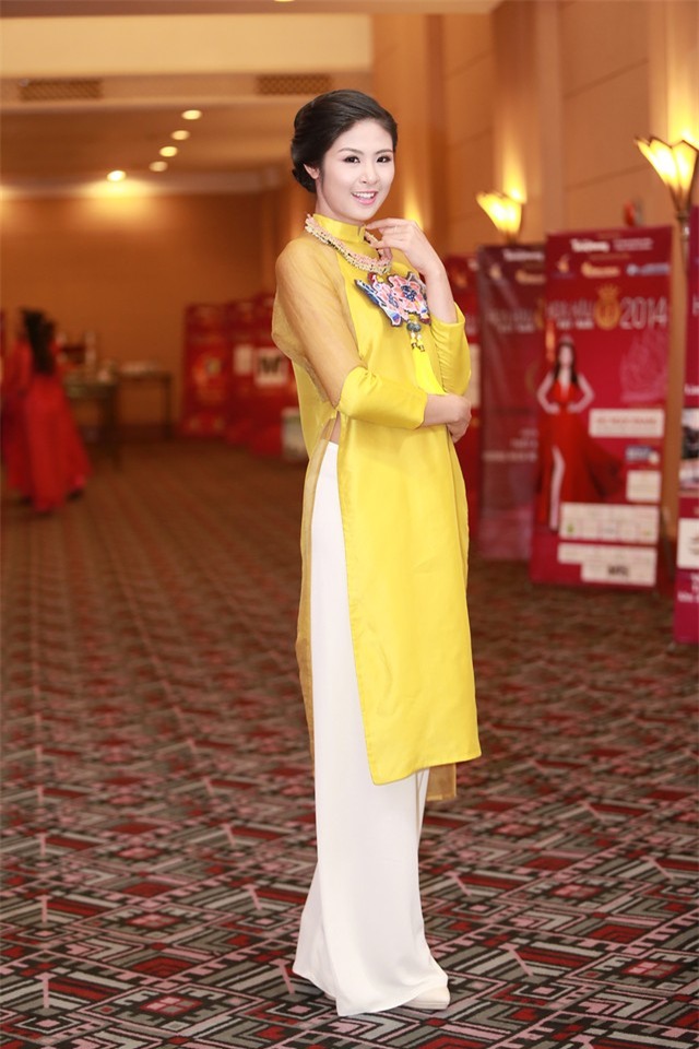 hoa hau ngoc han dep nhat khi mac ao dai - 3