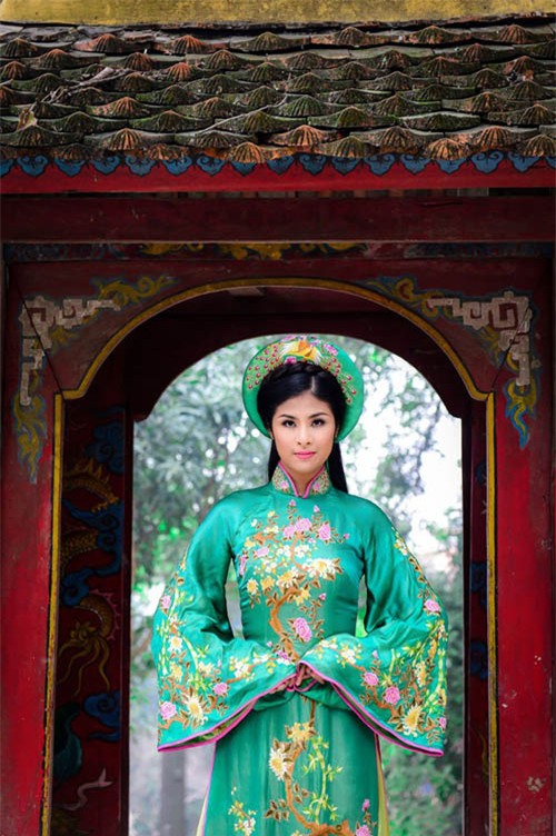 hoa hau ngoc han dep nhat khi mac ao dai - 8