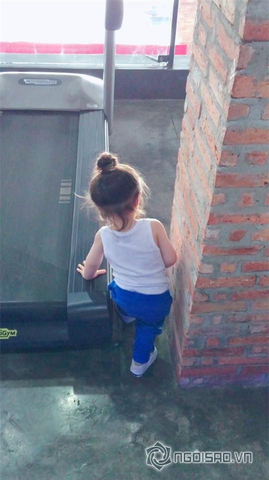 Elly Trần 3